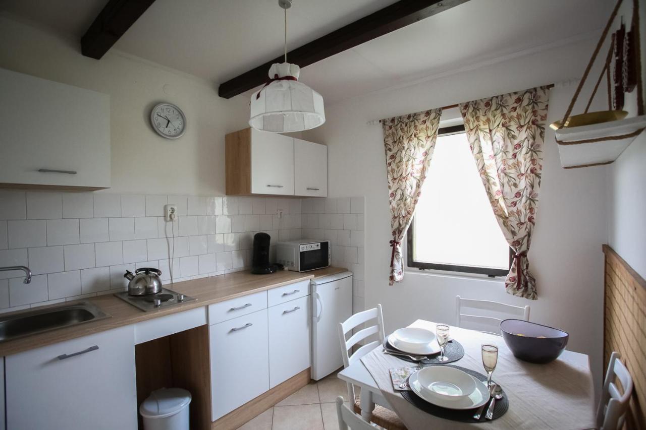 Hellenyi Apartmanok ハルカーニャ エクステリア 写真